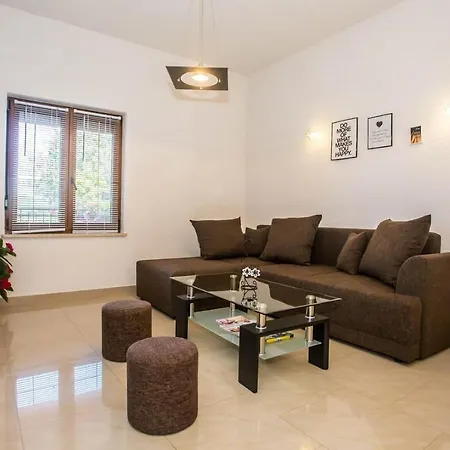 Apartment Luan