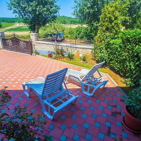 Luan Apartment Dracevac